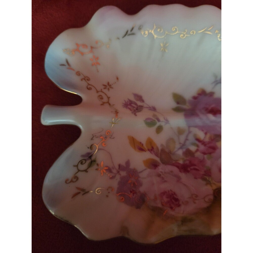 Vintage Royal Crown Chantilly Rose Porcelain Leaf Trinket Dish Hand Painted... - Picture 4 of 6